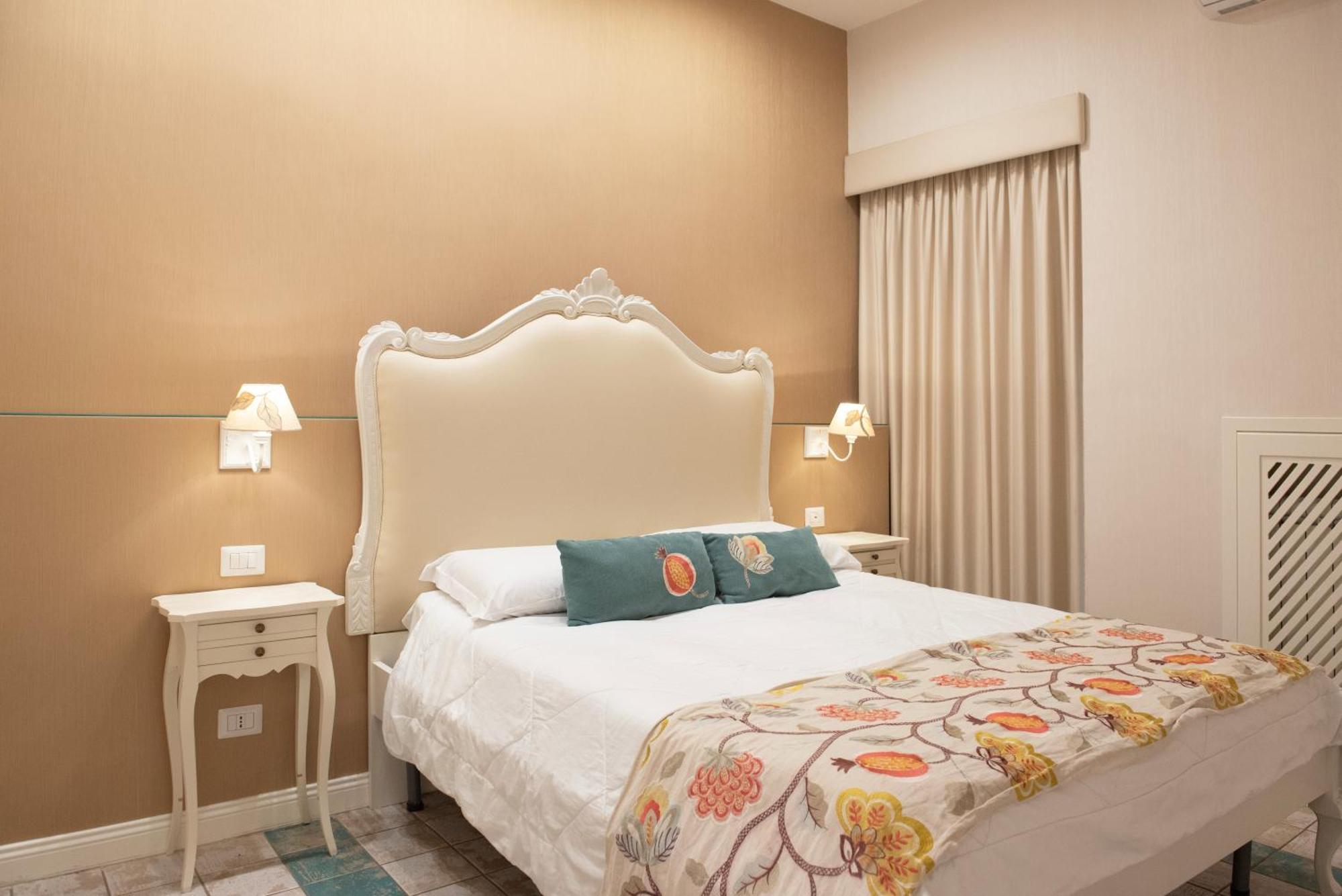 Certosa Suite Naples Luaran gambar